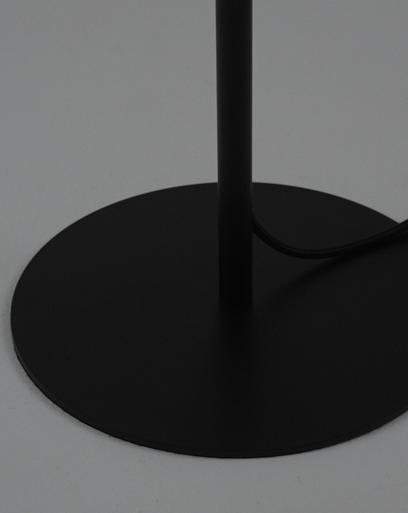 Торшер Moderli Strauss V11509-1F