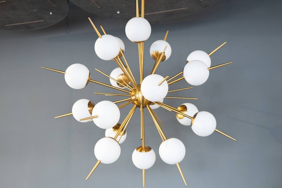 Люстра на штанге Milosh Tendence 764 18 ламп 0764CL-18AB