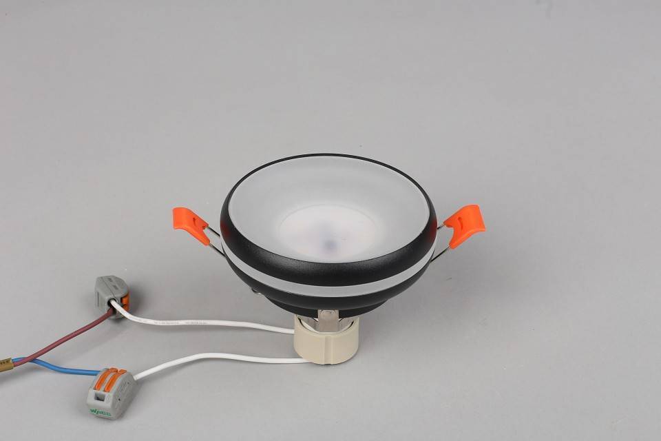 Встраиваемый светильник Omnilux Genova OML-102819-01