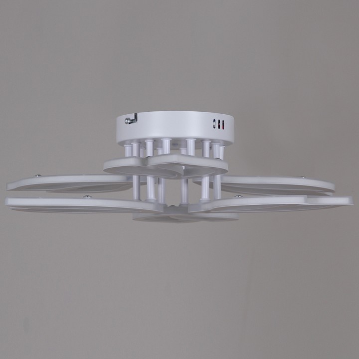 Потолочная люстра De Markt 00150-0.3-3+3 WH