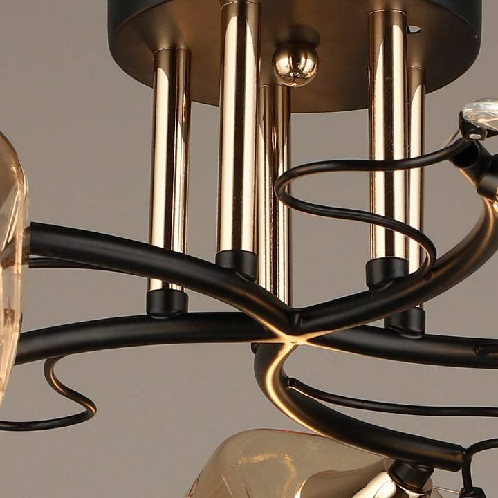 Потолочная люстра Reluce 03656 5 ламп 03656-0.3-05