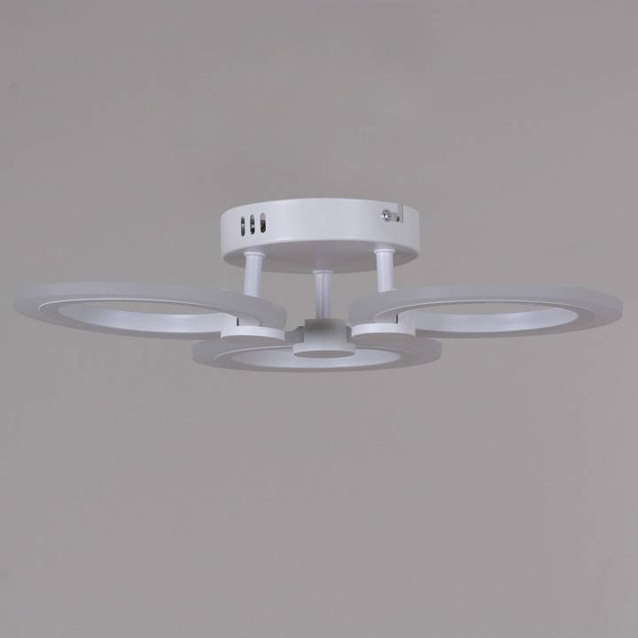 Потолочная люстра Reluce 09501 09501-0.3-03 WH