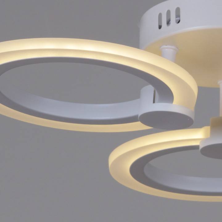 Потолочная люстра Reluce 09501 09501-0.3-03 WH