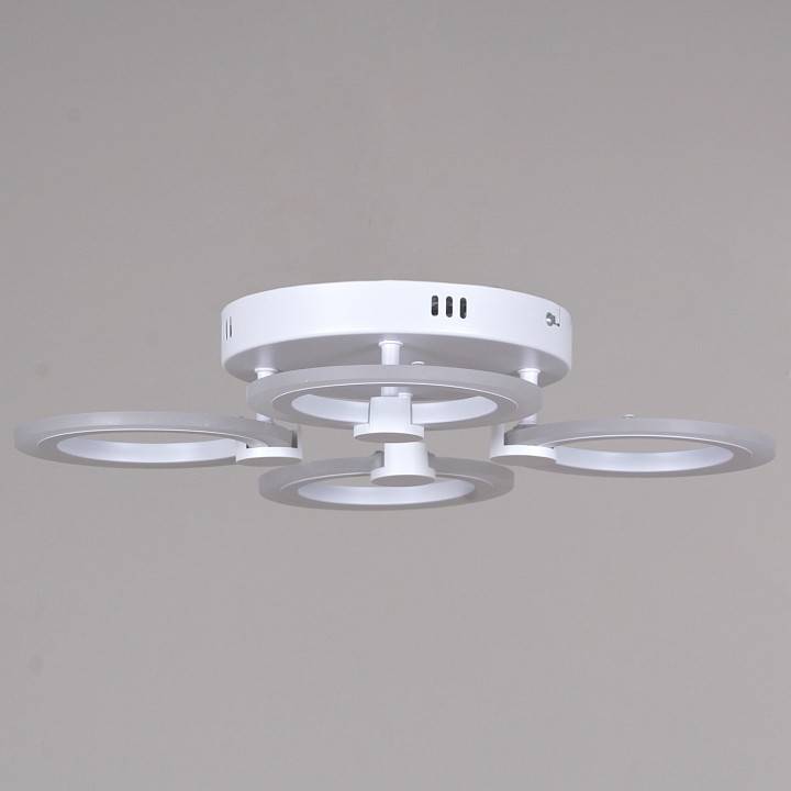 Потолочная люстра Reluce 09501 4 лампы White 09501-0.3-04 WH