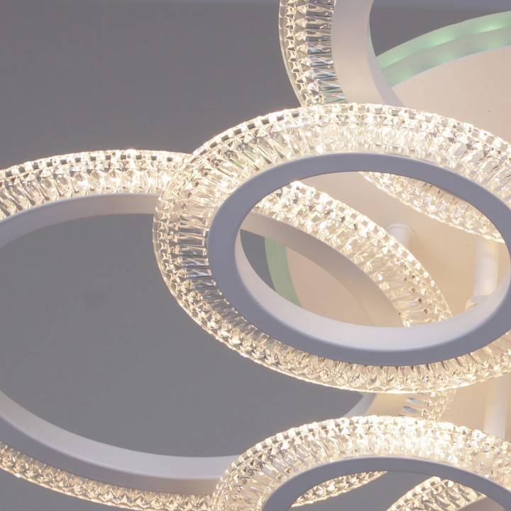 Потолочная люстра De Markt 09837-0.3-4+4A WH (RGB)