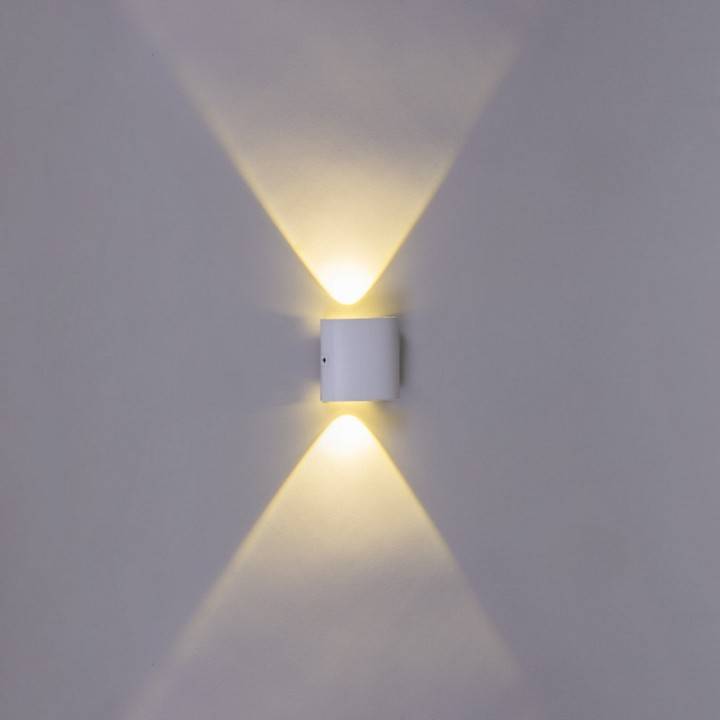 Накладной светильник Decker 86831-9.2-002TLFC LED 2x3 Вт белый 86831-9.2-002TLFC LED2*3W WT