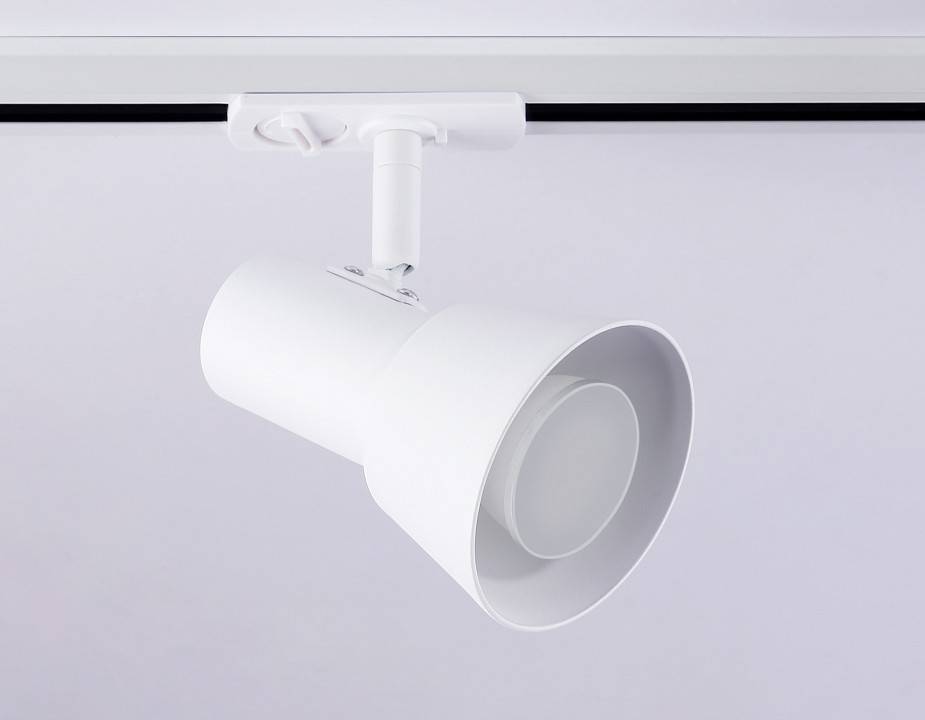 Светильник на штанге Ambrella Light GL GL5150