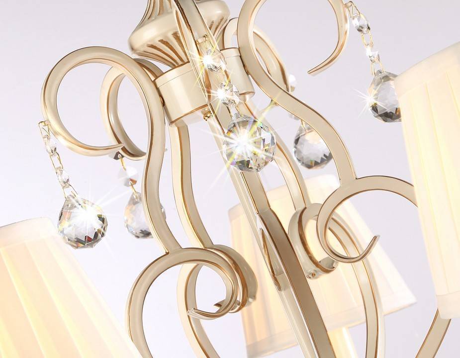 Подвесная люстра Ambrella light TR TR4560 TR4560