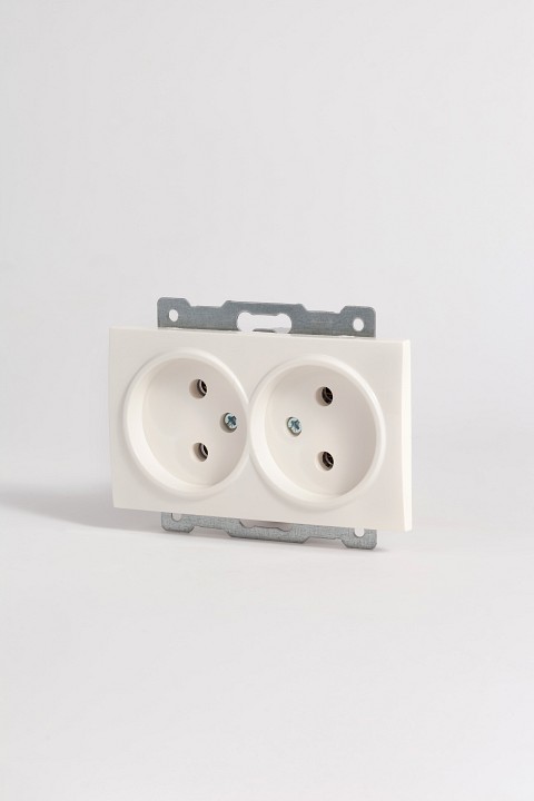 Розетка двойная без заземления, без рамки Elbi Eleсtriс Zena Vega 609-010200-908