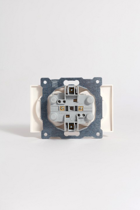 Розетка двойная без заземления, без рамки Elbi Eleсtriс Zena Vega 609-010200-908