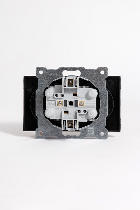 Розетка двойная без заземления, без рамки Elbi Eleсtriс Zena Vega 609-014800-908