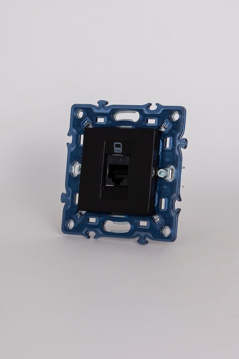 Розетка Ethernet RJ-45 без рамки Elbi Eleсtriс Moda Vox 611-044832-247