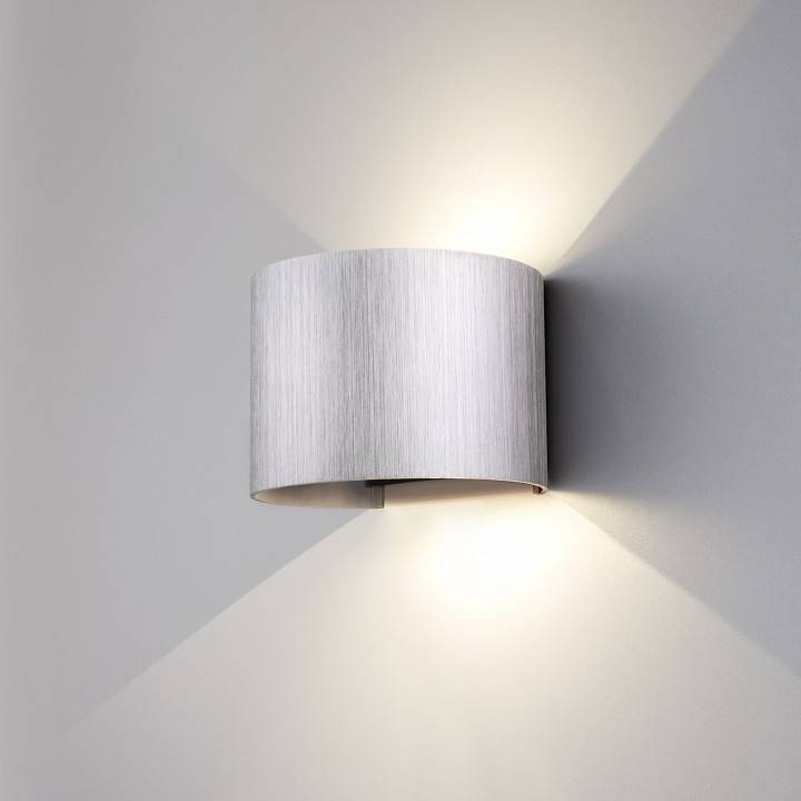 Накладной светильник Elektrostandard Blade 1518 TECHNO LED