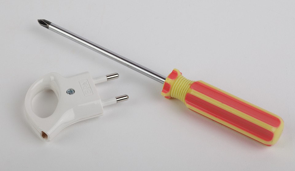 Вилка прямая без заземления Эра  V1