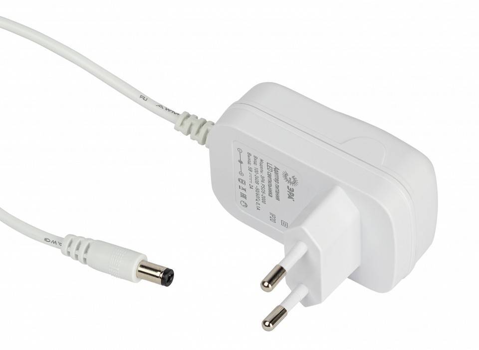 Настольная лампа офисная Эра  NLED-505-10W-W