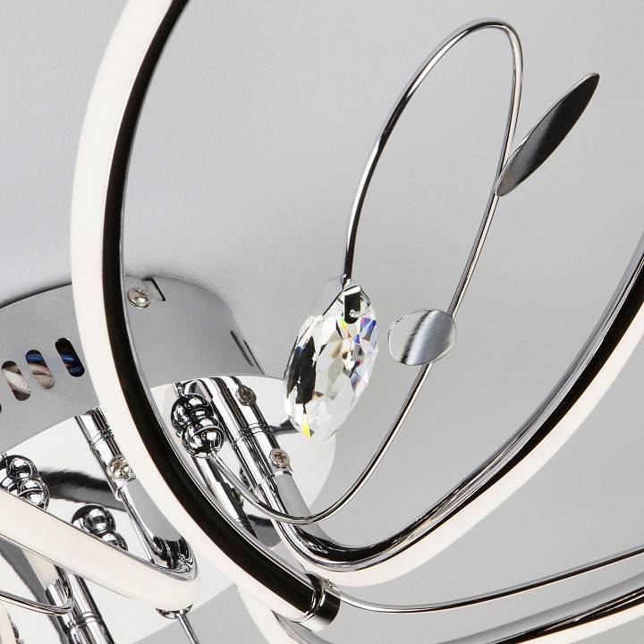 Потолочная люстра Eurosvet Venzel хром 90 Вт 90082/6