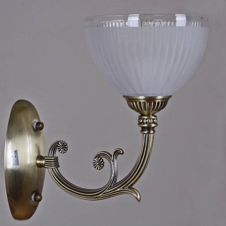 Бра ILLUMICO CAPELLA IL9939-1WSQ-24 AB