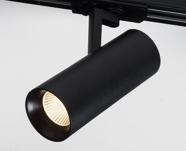 Светильник на штанге Italline TR 3007 TR 3007 black 4000K