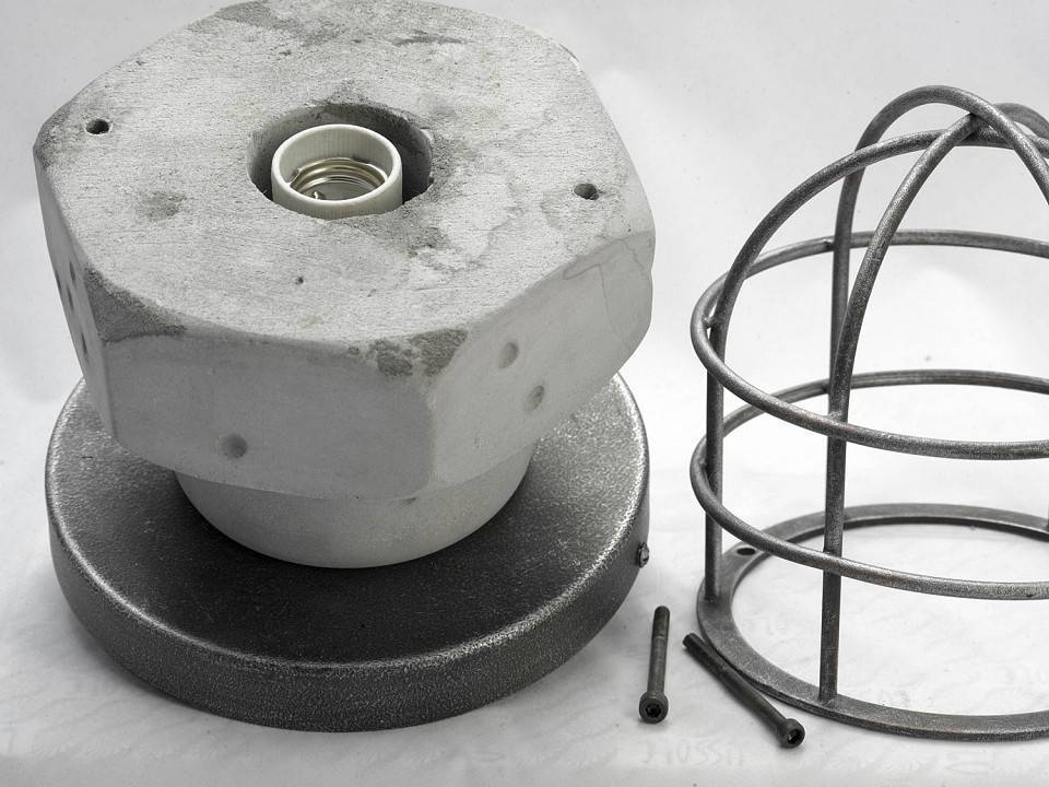 Накладной светильник Lussole Commack LSP-9701