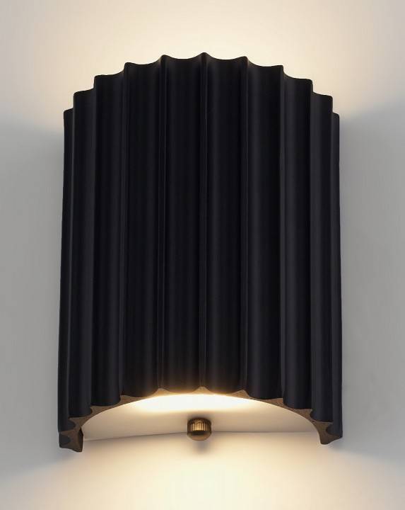 Накладной светильник Moderli Bailey V11219-WL