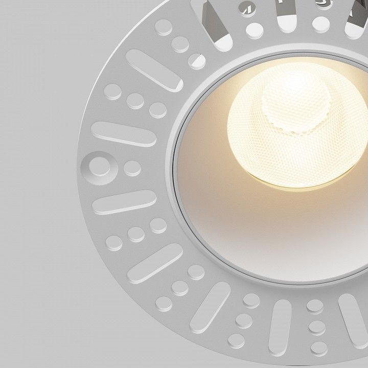 Встраиваемый светильник Maytoni  DL119-10W-3K-TRS-W