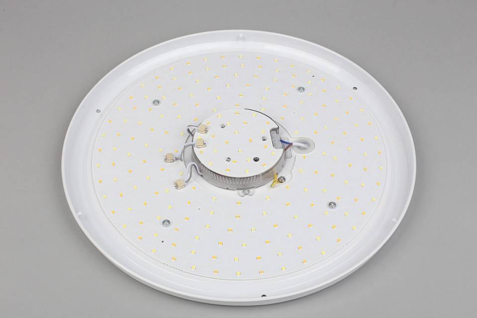 Накладной светильник Omnilux Berkeley OML-43007-40