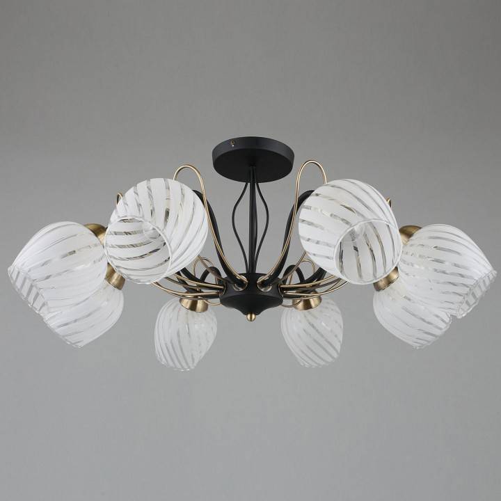 Люстра на штанге Omnilux Garda 8 ламп OML-65507-08