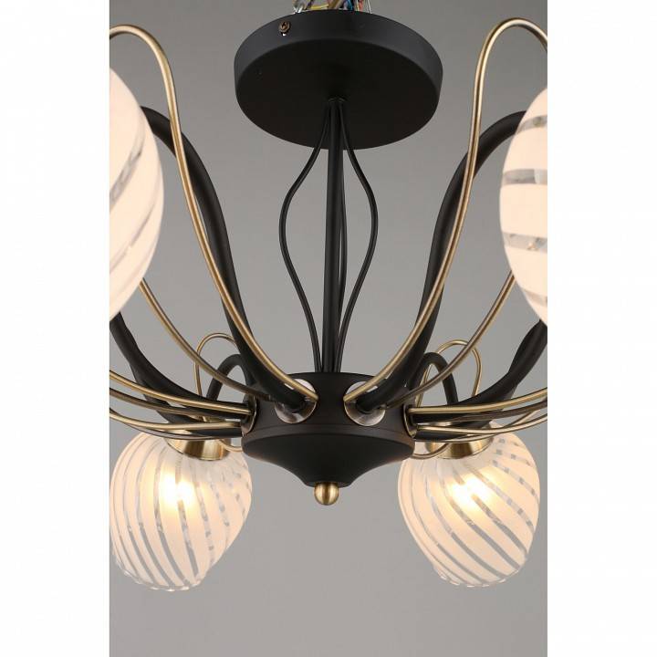 Люстра на штанге Omnilux Garda 8 ламп OML-65507-08