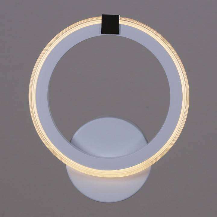 Бра Reluce 06319-3.2-01 WH+CR