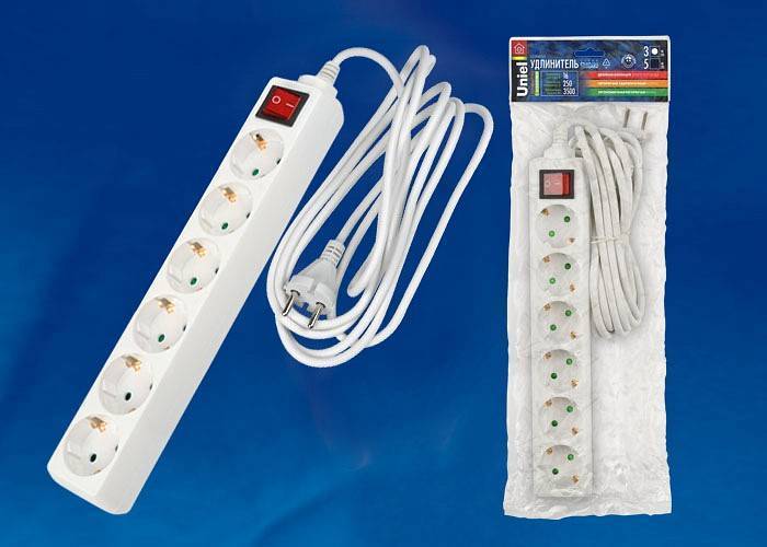 Удлинитель с выключателем Uniel S-GSU5 5 розеток 3 м 2939