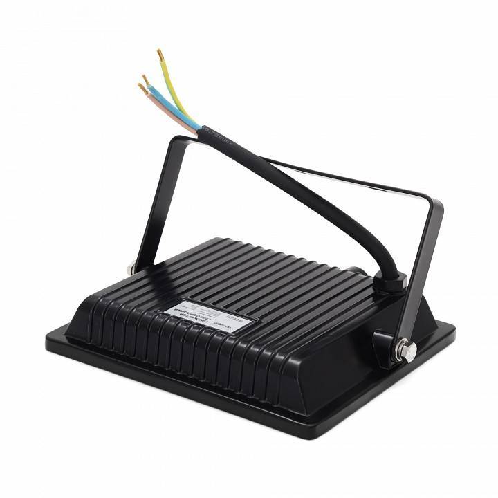 Прожектор настенно-потолочный Apeyron Electrics 05-39