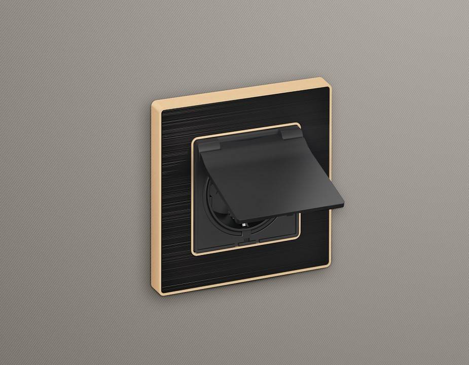 Накладка для розетки влагозащищенной с заземлением и со шторками с крышкой Ambrella Volt Quant AP9080