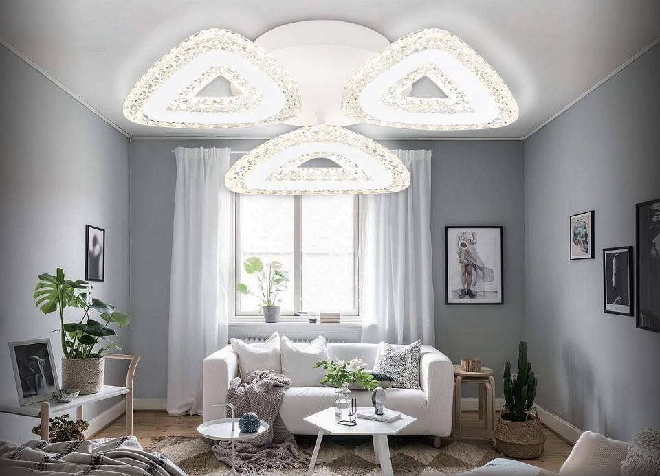 Потолочная люстра Ambrella Light FA FA4018