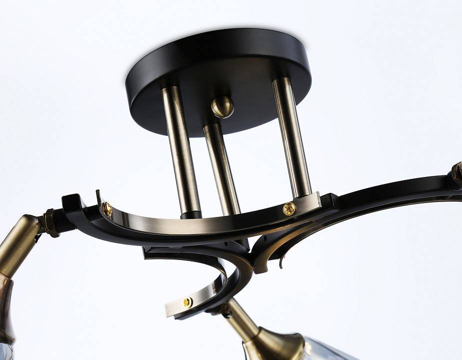 Люстра на штанге Ambrella Light TR TR303038