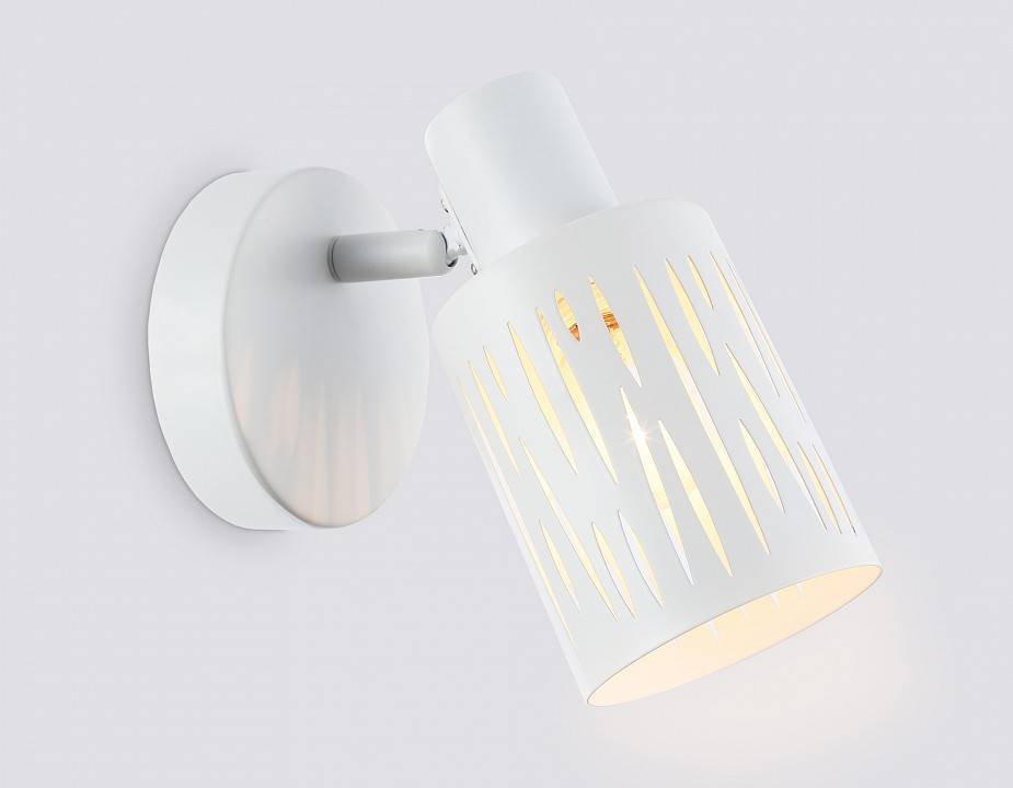 Спот Ambrella Light TR TR8663