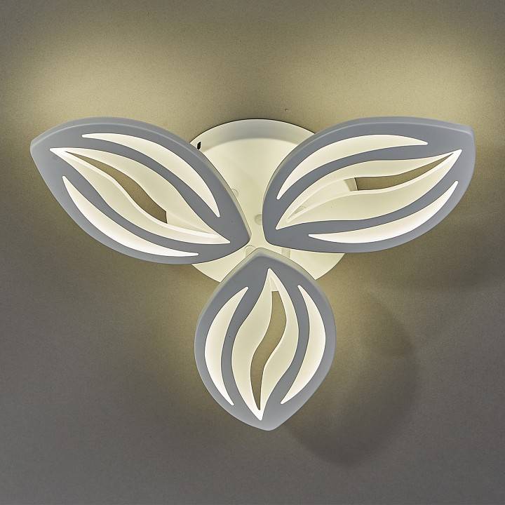 Люстра потолочная светодиодная Escada Arabica 47 Вт 10221/3LED 47W