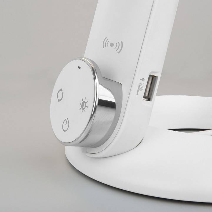 Настольная лампа офисная Eurosvet Action 10 Вт черная 80428/1