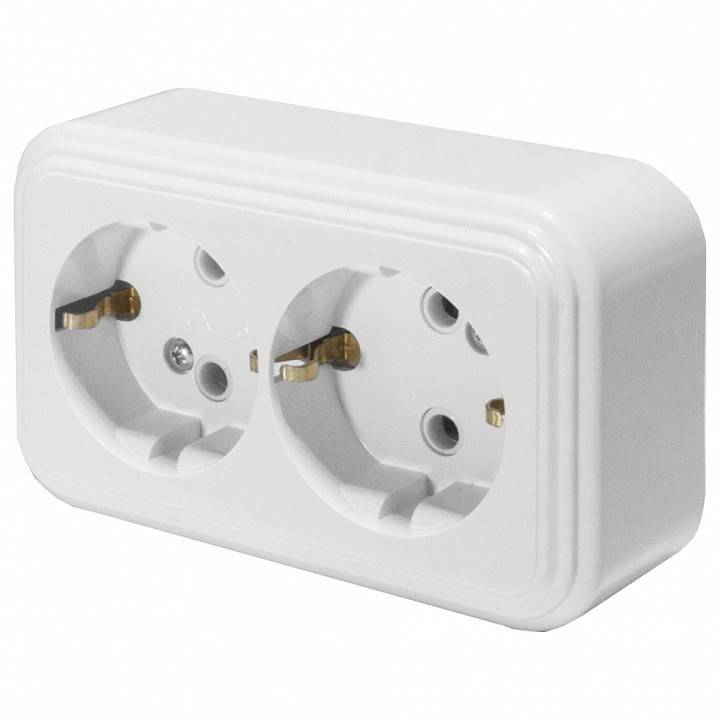 Розетка с заземлением Stekker 39695