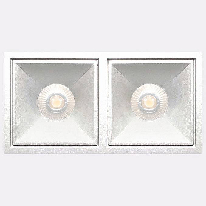 Встраиваемый светильник Italline IT06-6020 белый 3000 K 2 шт + рамка IT06-6022 белый IT06-6020 white 3000K / IT06-6022 white