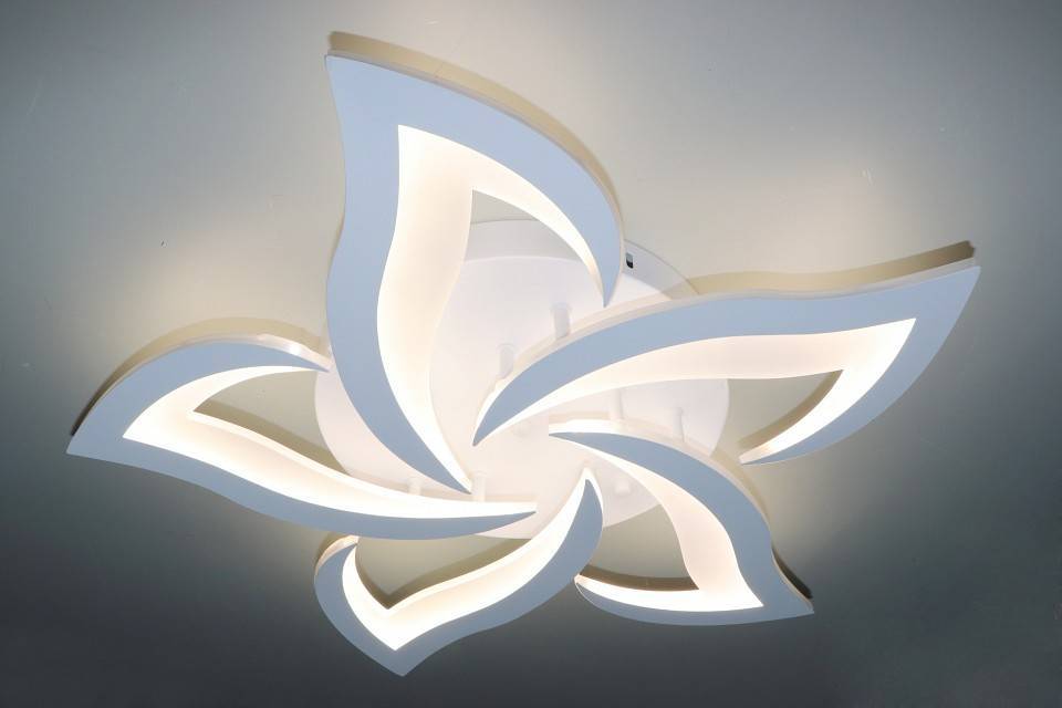 Потолочная люстра Natali Kovaltseva Innovation style INNOVATION STYLE 83002