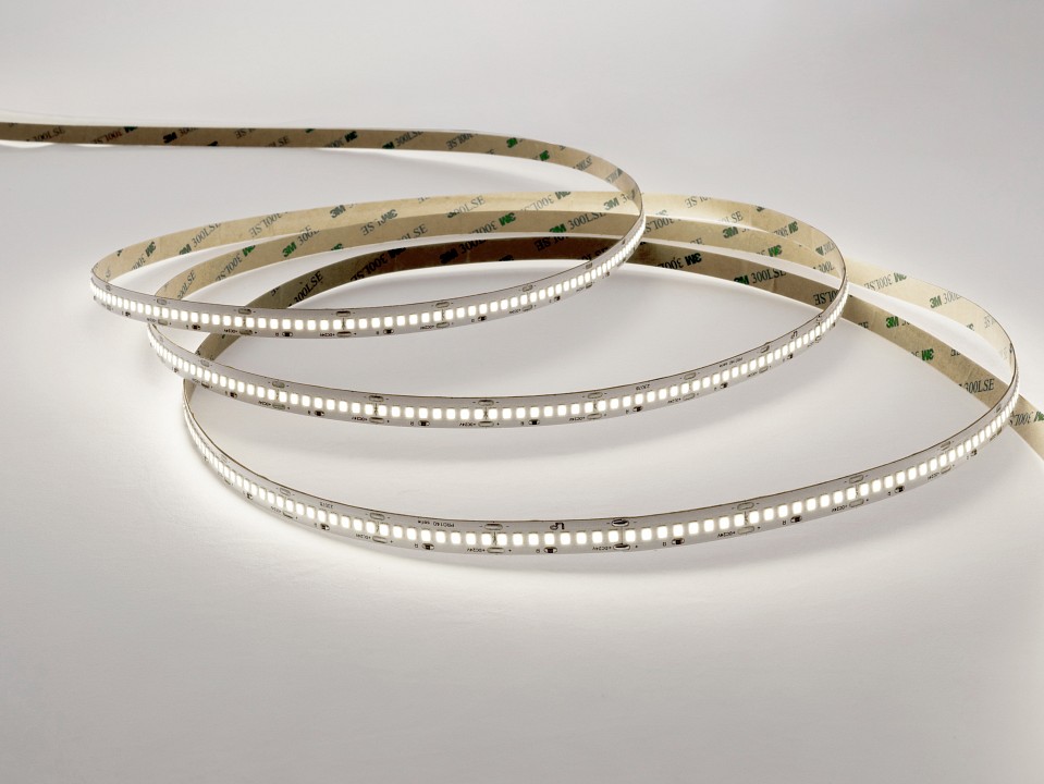 Лента светодиодная Dekraft LEDS POWER ПРО140 11.2 Вт/м 24 В IP20 3000K 005287