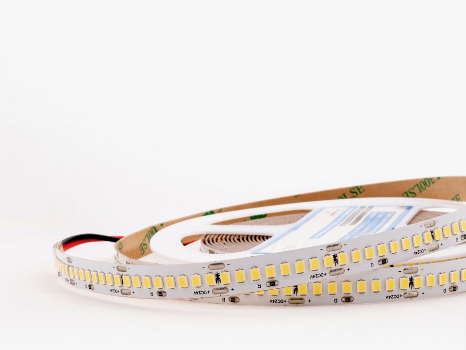 Лента светодиодная Dekraft LEDS POWER ПРО140 11.2 Вт/м 24 В IP20 3000K 005287