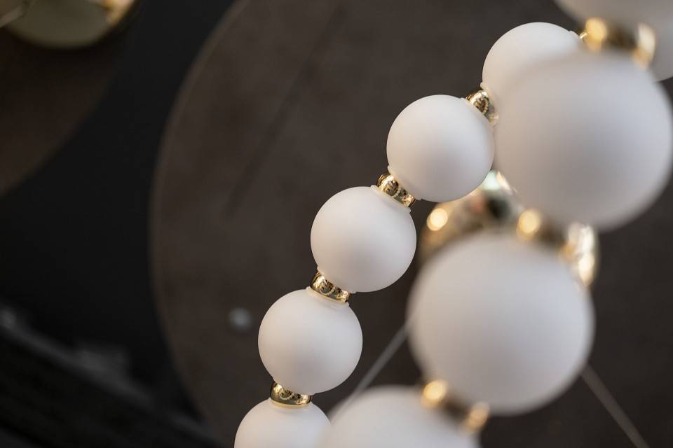 Люстра подвесная Milosh Tendence 851 81 лампа 0851CL-81GD