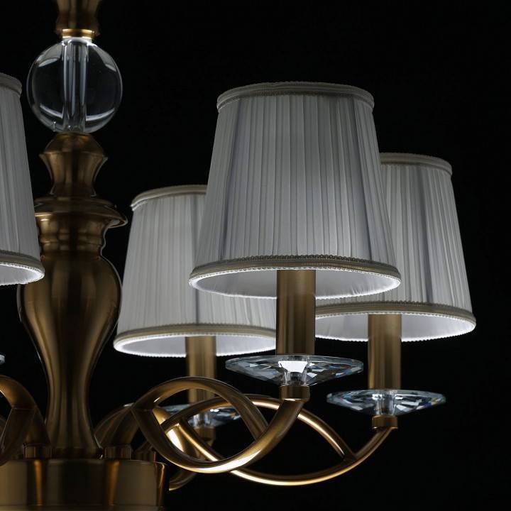 Подвесная люстра Chiaro Сильвия 6 ламп 404010606