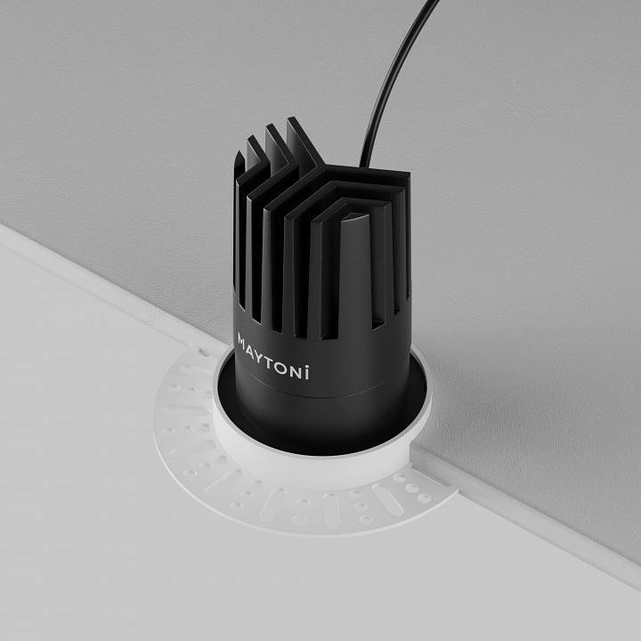 Встраиваемый светильник Maytoni Dip DL121-15W-4K-TRS-B