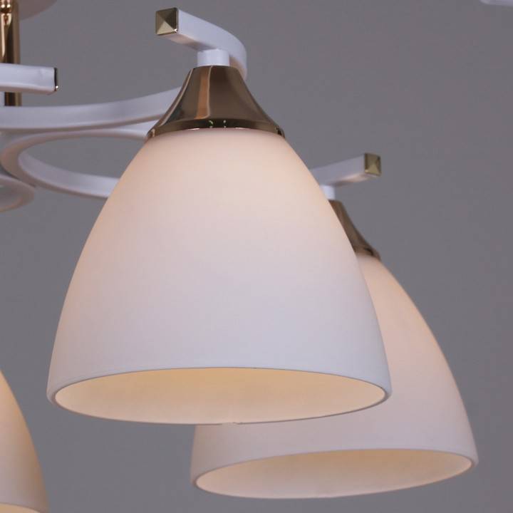 Потолочная люстра Reluce 05009-1 5 ламп White Gold 05009-0.3-05 WH+FG