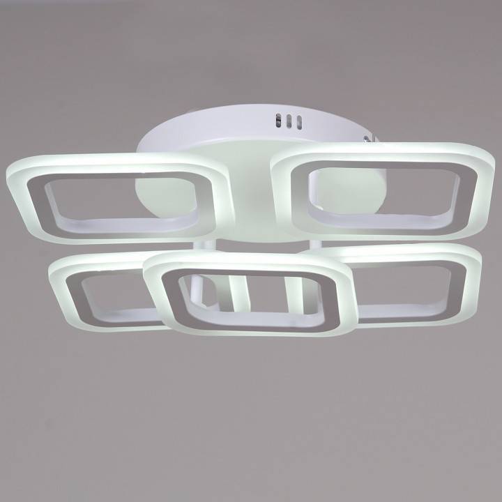 Потолочная люстра De Markt 05104-0.3-4+1 WH белый 05104-0.3-4+1 WH