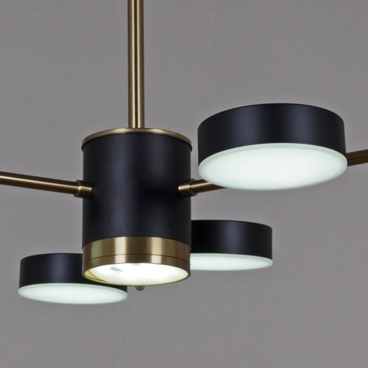 Люстра на штанге 06369-0.3-06 COP+BK