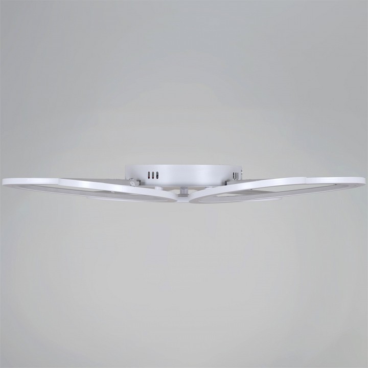 Люстра на штанге  74090-0.3-03 WH