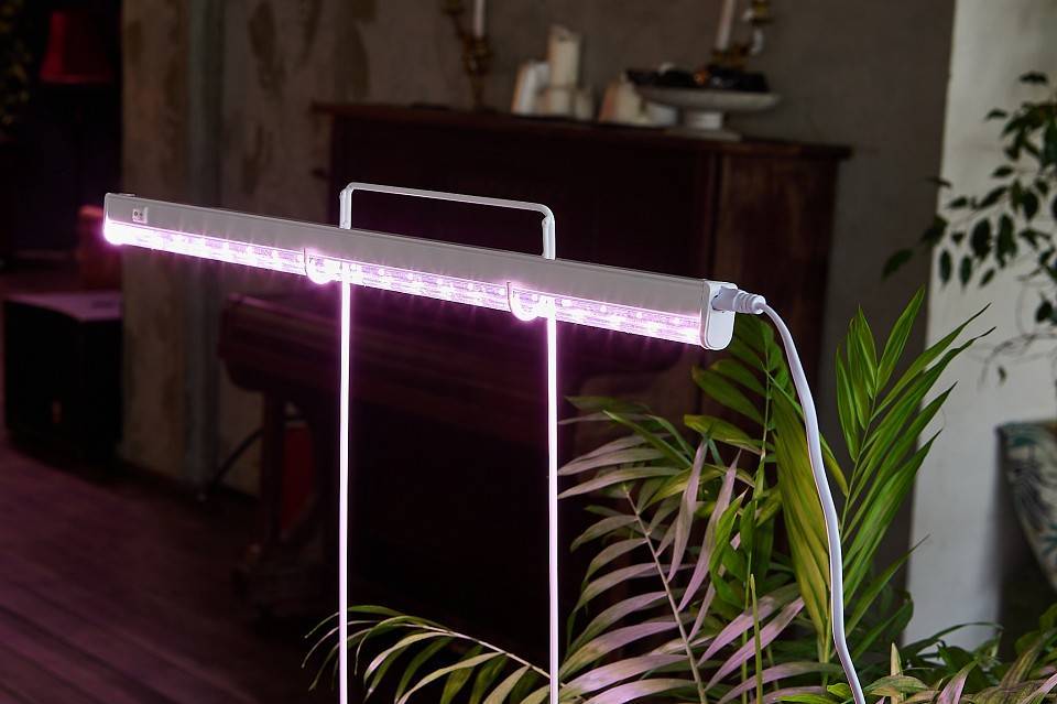 Подставка для цветов Uniel UFP-G10A H65 WHITE UL-00010041